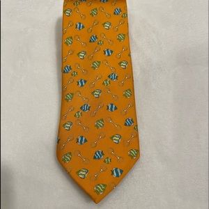Men’s tie. Perfect condition. Fun fish and bit pattern. Great colors.